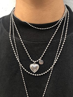 Ball heart necklace / silver