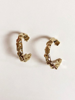 [리퍼브70%] Hammer Hoop earring [gold]