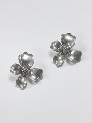 [클리어런스70%] Blooming flower earring [silver]